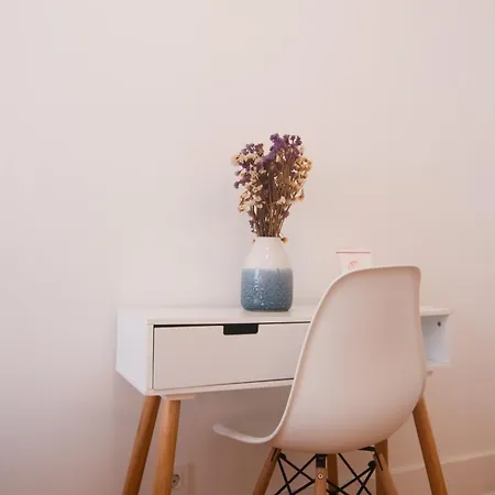 Apartment Bright Riverside Home - Ac - Alcantara