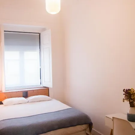 Bright Riverside Home - Ac - Alcantara Apartment Lisbon